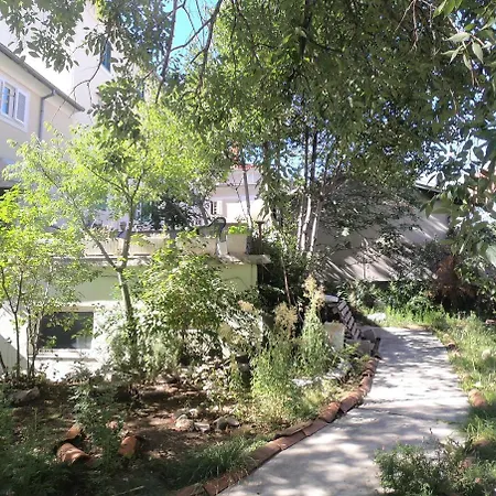 Duxiana With Garden Апартаменты