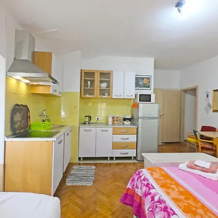 Apartmán Duxiana With Garden